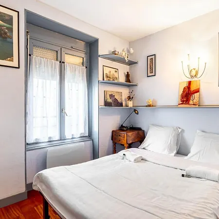 Guestready - Spacious With Terrace And Views Guest house *