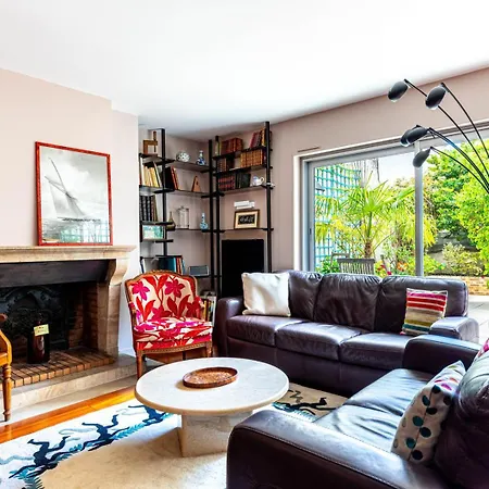 Guestready - Spacious With Terrace And Views Guest house *